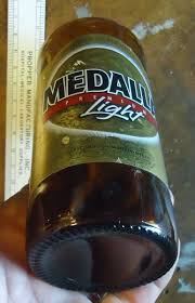 medalla light beer cerveza vaso hecho