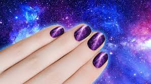 10 stunning galaxy nails that are out