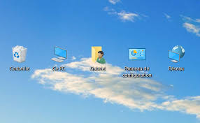La fenêtre qui s'ouvre vous propose de cocher deux cases en fonction de vos préférences : Windows 10 Comment Mettre Les Icones Sur Le Bureau