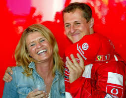 Dezember 2013 gebracht worden war. Michael Schumacher Sensation Schumi Ehefrau Corinna Bricht Ihr Schweigen News De