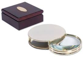 Magnifying Glass With Wooden Box