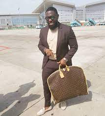 If you think nigerian musicians love cars, wait till you are done with this article, you'll change your view. Top 10 Best Dressed Nigerian Male Musicians