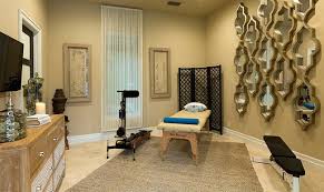 There is no need to buy top of the line, high priced home gym equipment if you cannot afford it. Famous 55 Decorating Home Gym Ideas