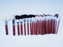 makeup brushes and their uses queen brush