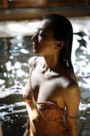 ThumbNow Japanese Babe Masako Umemiya 梅宮万紗子 Erotic Photo 4!