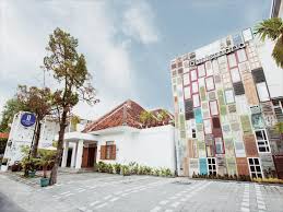 The new shopping experience has opened at eastparc hotel yogyakarta. Adhisthana Hotel Yogyakarta Yogyakarta 2021 Updated Prices Deals