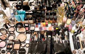 makeup las list reasons for