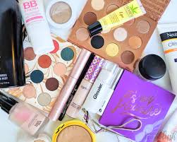 what s in my summer makeup bag