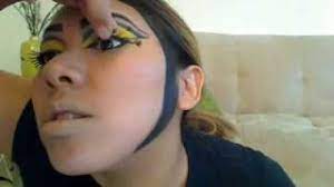 queen bee halloween makeup look