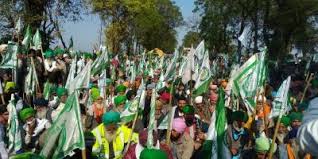 Farmers' March: Protesters Stay Put at Borders, To Decide on Future Course  of Action