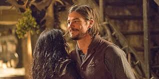He first came to attention in 1997 for his role as michael fitzgerald in the television crime drama series cracker. Penny Dreadful Josh Hartnett On His Chemistry With Eva Green Ew Com