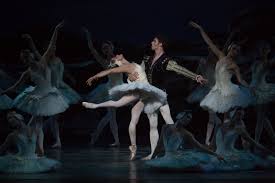 swan lake and its 32 fouettés the