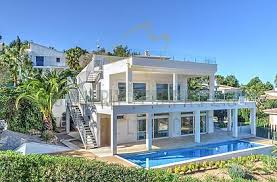 Auf mallorca können sie unter anderem an folgenden orten. Immobilien Auf Mallorca Mieten Luxury Estates Mallorca