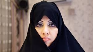 Auch wenn viele iranische frauen ihre schönheit unter einem schleier verstecken, sind die meisten von ihnen unheimlich schön. Schonheit Im Iran Fotoprojekt Unter Frauen Stil Sz De