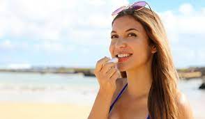 how to protect your lips from the sun