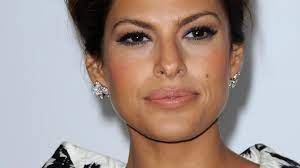 20 skincare that eva mendes