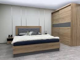 Спален комплект, включващ спалня за матрак 160/200 см, 2 броя нощни шкафчета, трикрилен гардероб и скрин. Kategoriya Spalni Komplekti Ot 18 Mm Pdch Makhome