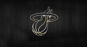People use the logo for different purposes. Miami Heat Logo Hintergrund Logo Gold Nba Miami Heat Bildschirmhintergrund Wallpaperbetter