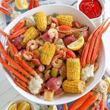 crock pot seafood boil with shrimp and