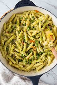20 min healthy pesto pasta with peas