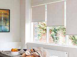 Roller Blinds Versus Curtains Delux