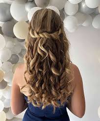 down hairstyles for prom 2024