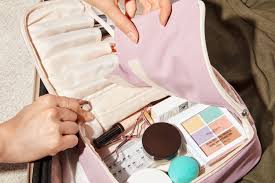 travel makeup bags and cosmetic cases