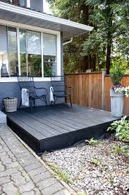 how to build a small freestanding deck
