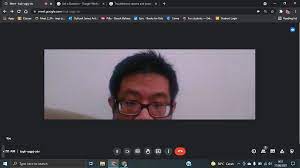 My Gmeet webcam turns to a widescreen ...