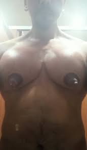 Mantits: Huge nipples - video 3 - ThisVid.com