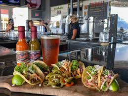 Lahaina coolers restaurant and bar has been a lahaina hangout for both locals and tourist since 1989. Waikiki Brewing Company At Lahaina At Outlets Of Maui Brewing Up Good Times Ahead Maui Now