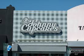 Johnny Cupcakes Los Angeles Kagavi