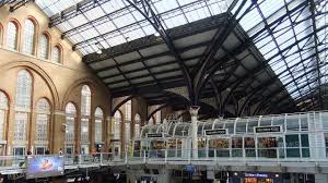 railway station london rail station
