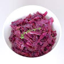 braised red cabbage and apples