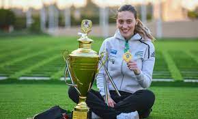 Greece's olympic committee has picked greek native, anna korakaki to launch the torch relay from greece. Anna Korakaki Wins Her First Gold Medal For 2020 Greek City Times