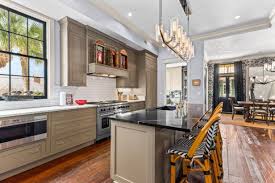 clic new orleans townhome with