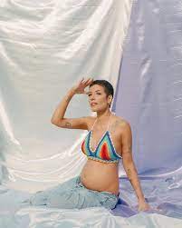 Halsey's Pregnant: Everything She's ...