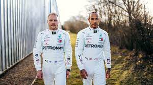 When valtteri bottas moves his head from right to left or nods it. Bottas Forced To Play Support Role At Mercedes Team Orders Helped Lewis Hamilton Win Spanish Gp And Avoid Fallout The Sportsrush