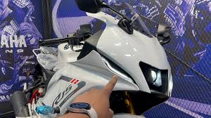 yamaha r15 v4 new white colour with new