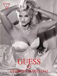 Among smith's most personal belongings were artwork, family photographs, as well as some of her most memorable outfits — like the dress she wore on her wedding to late oil tycoon j. Khloe Kardashian Channels Anna Nicole Smith At The Height Of Her 90s Glamour Daily Mail Online