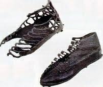 Resultado de imagen para vestimenta calzado grecia antigua
