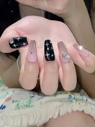 big diamond flash fake nails