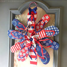 Well, make a cute, easy $6 diy patriotic flip flop wreath! Flip Flop Wreaths For Summer Crafty Morning
