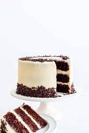 chocolate cake with cream cheese