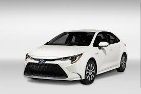 Yeni toyota corolla, özenle tasarlanmış en üst kalitede, ferah ve aydınlık bir iç mekan sunuyor. Toyota Corolla Hybrid Best Economy Car To Buy 2020