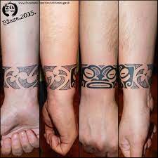 Maori bracelet tattoo; by Blaze www.facebook.com/zentattoozagreb |  Tatuagem, Tatoo, Bracelete