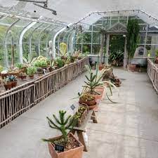 top 10 best botanical gardens near