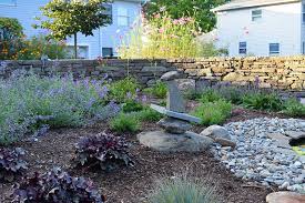 A Memorial Garden That Invites The