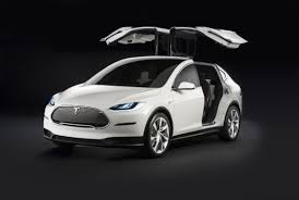 Another demonstration of how the falcon wing doors on tesla model x works when parked close to other cars and there's enough space above. Tesla Debuts Model X Forgets To Remove Masking Tape W Poll Carsalesbase Com