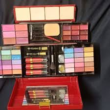 ads makeup kit cash700 freeup